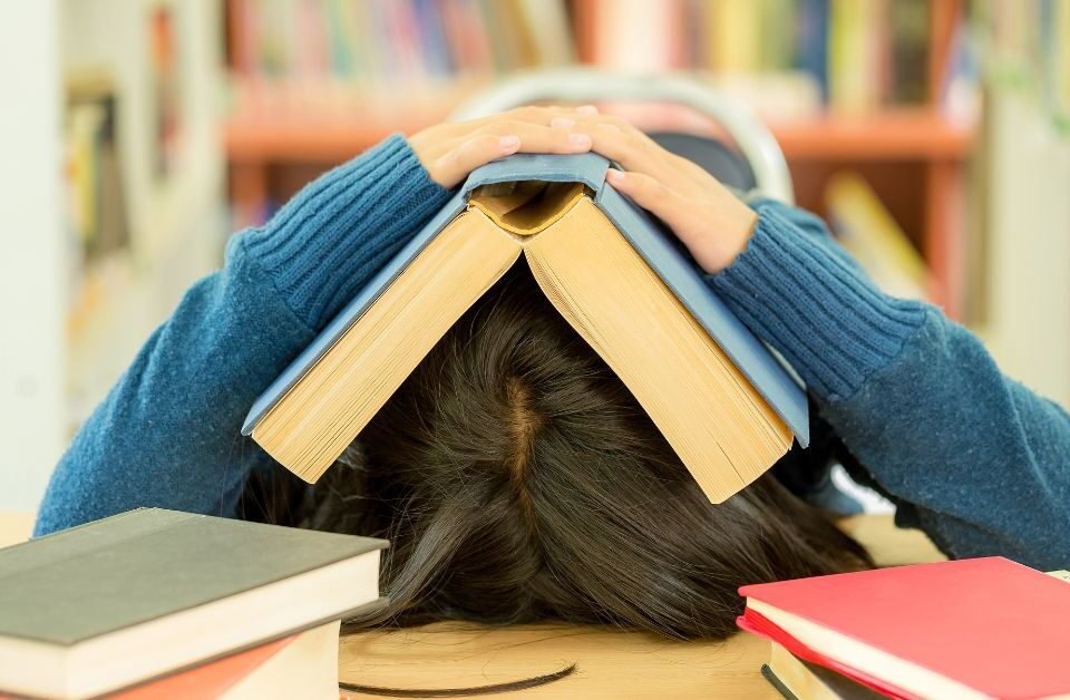 How to Overcome Exam Fear and Focus on Studies